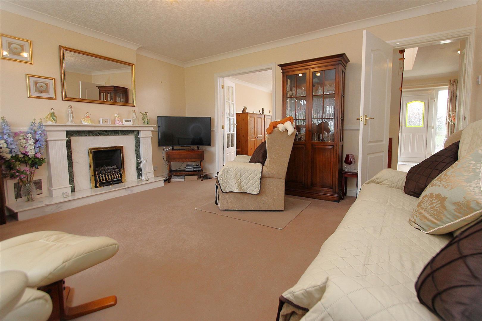4 bed property in Belbroughton Road, Stourbridge